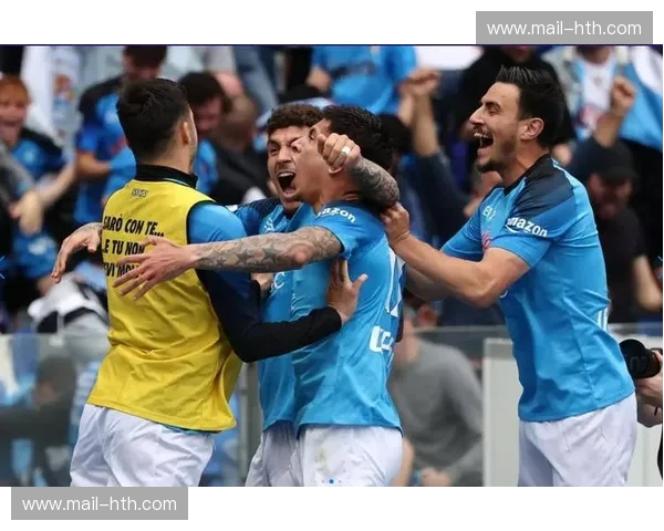 地中海的史诗对决：当红蓝图腾遇上天蓝风暴，巴萨与那不勒斯的豪门羁绊